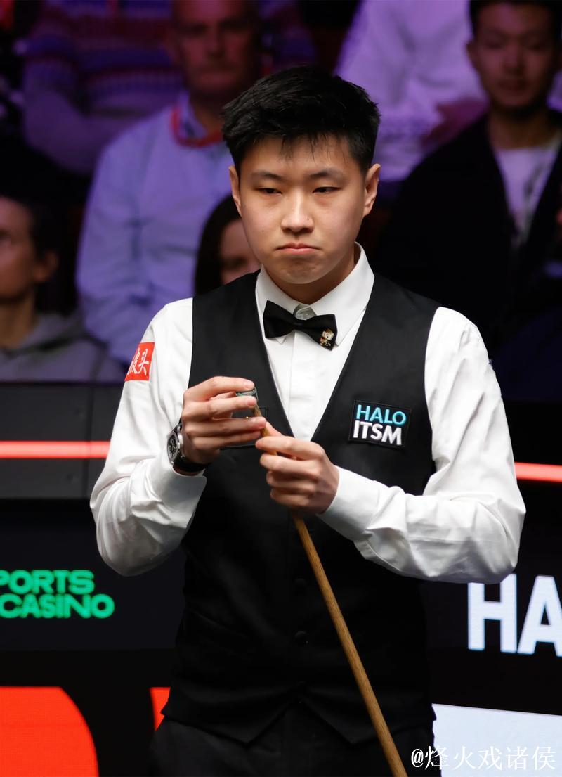 斯诺克大师赛：赵心童惜败希金斯 无缘四强